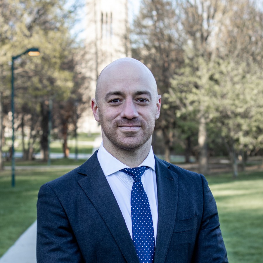 Dr Andrew Salipas, Orthopaedic Surgeon